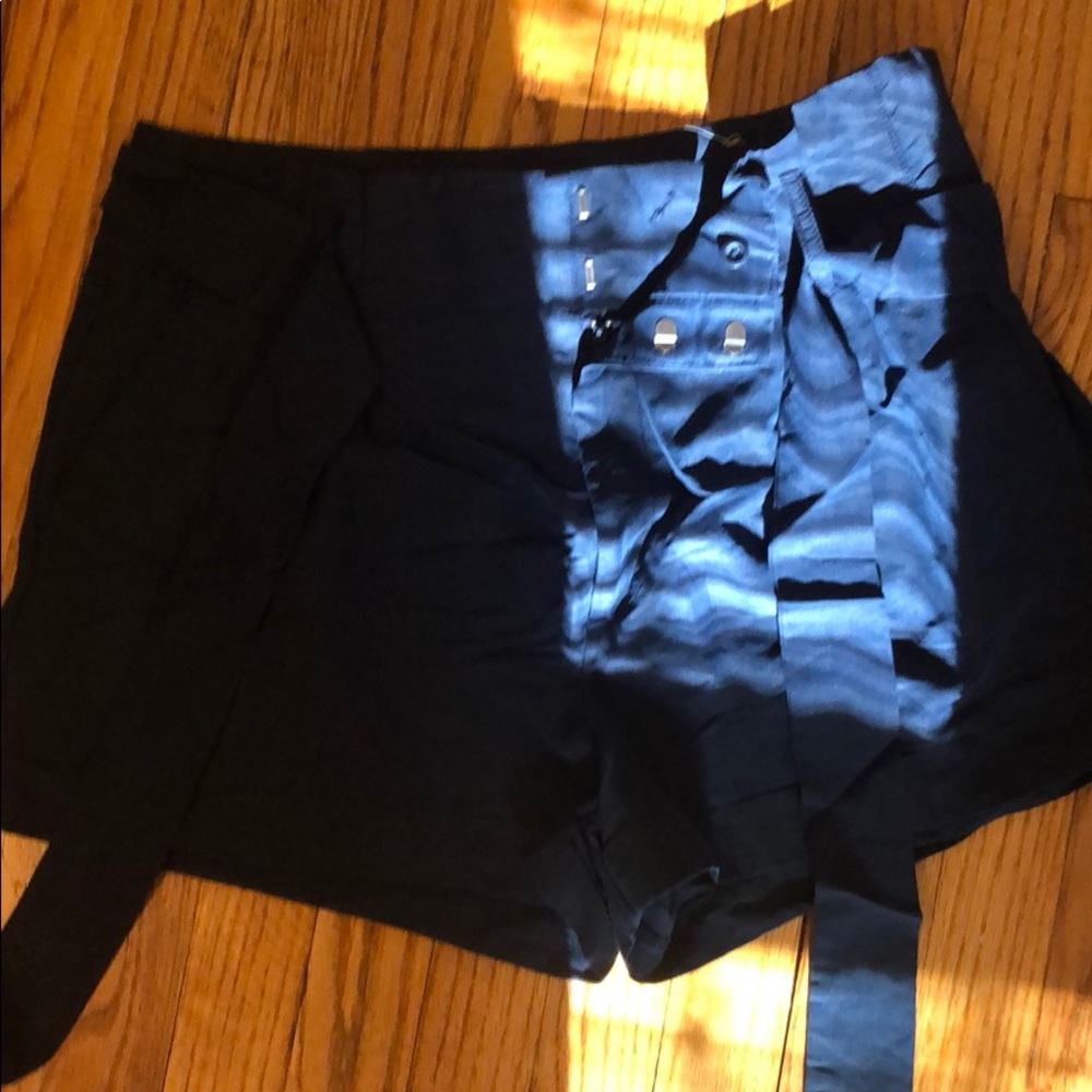 AE shorts